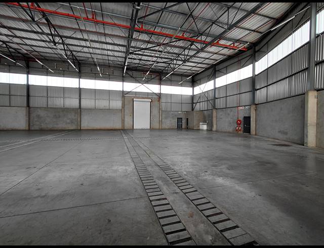 927M² WAREHOUSE TO LET IN POMONA